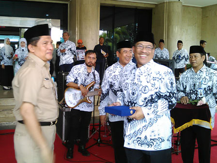 Pencarian PGRI Parigi Moutong - Persatuan Guru Republik Indonesia Cabang Parigi Moutong